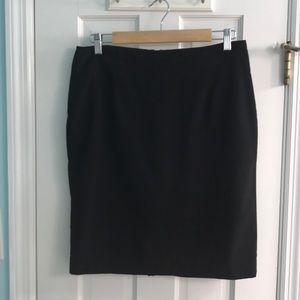 Banana Republic lined black skirt